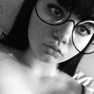 Meet your Posher, Kylee